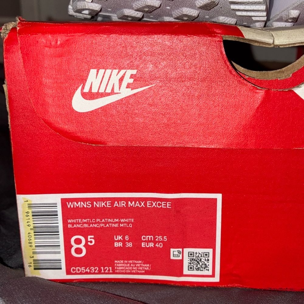 NIB NWT Women's Nike Air Max 8.5 - Picture 12 of 16